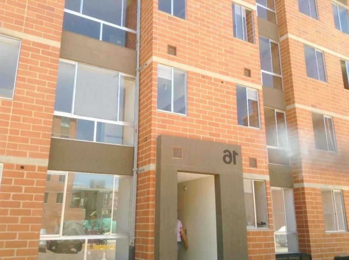 3 bedrooms House in Cundinamarca, Colombia No. 2441