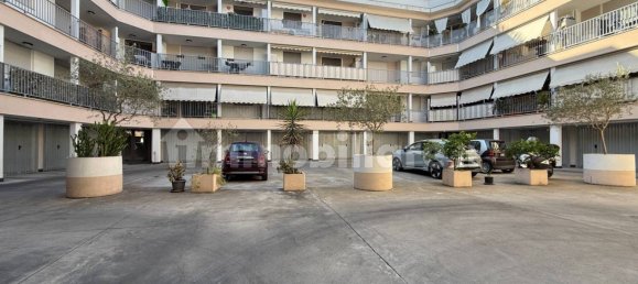 Квартира с 2 спальнями в Рим, Италия № 320193 28