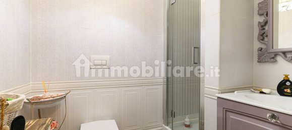 Квартира с 2 спальнями в Рим, Италия № 320193 21