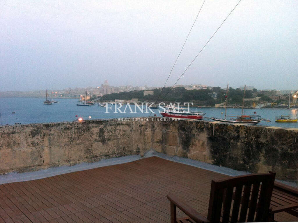 2 bedrooms Townhouse in Sliema, Malta No. 3605