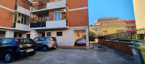 4 rooms Apartment in Isernia, Italy No. 29119 3