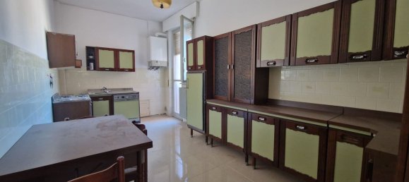 4 rooms Apartment in Isernia, Italy No. 29119 17