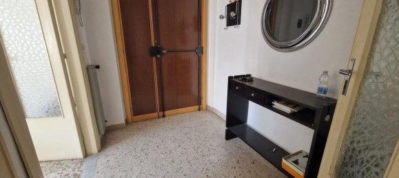 4 rooms Apartment in Isernia, Italy No. 29119 27