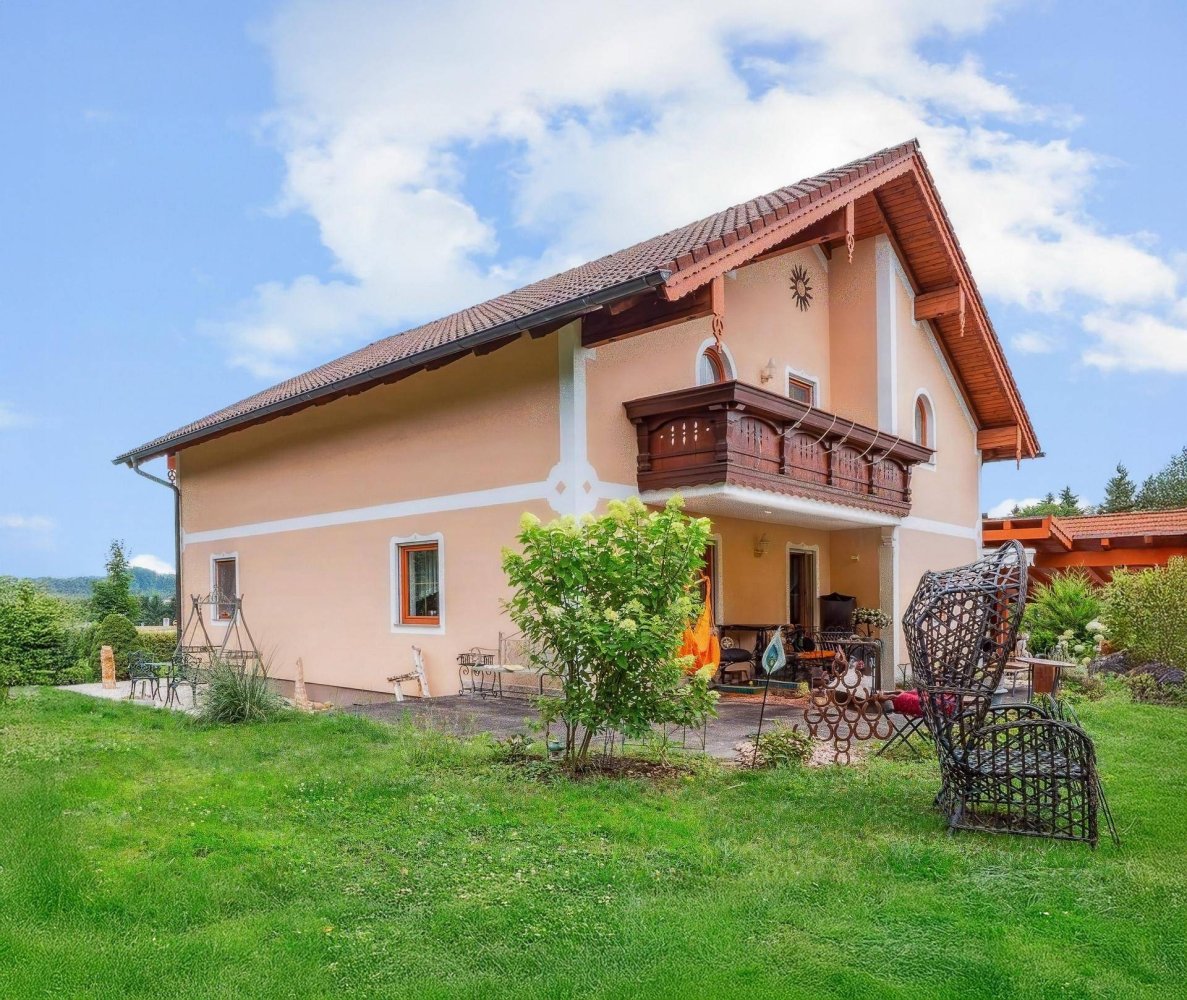 4 bedrooms House in Moosdorf, Austria No. 195388