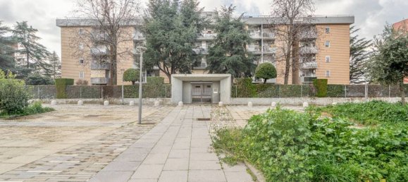 2 rooms Apartment in Ciampino, Italy No. 20556 2
