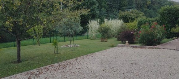 Casa de 4 dormitorios en Jura, France No. 327270 10