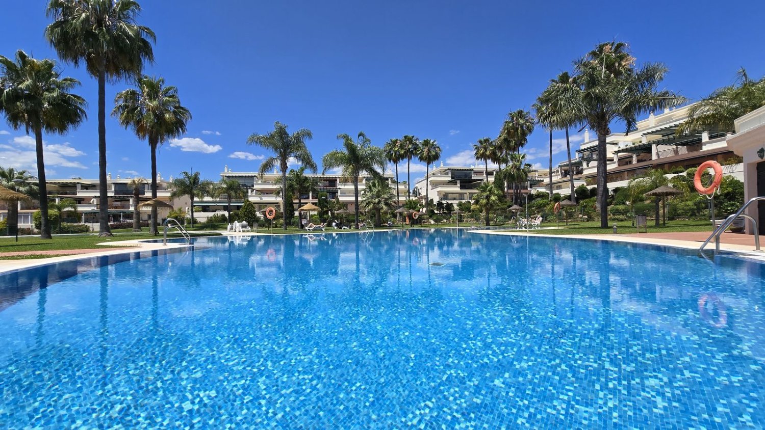 3 chambres Appartement à Marbella, Spain No. 145419