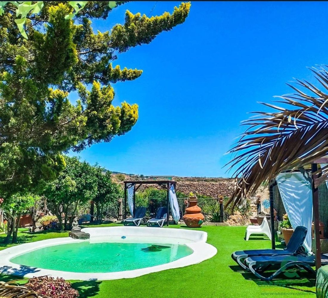 Terrain à San Miguel de Abona, Spain 553m² No. 27689