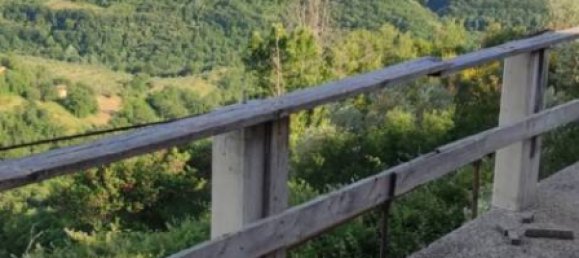 Дом с 4 спальнями в Риети, Италия № 70834 5