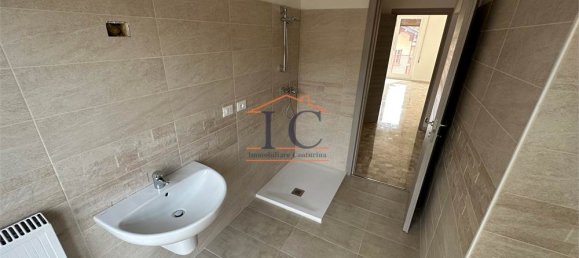 Квартира с 3 спальнями в Комо, Италия № 314143 11