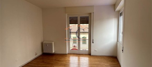 Квартира с 3 спальнями в Комо, Италия № 314143 8