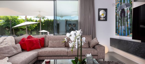 4 bedrooms Villa in Estepona, Spain No. 121170 21