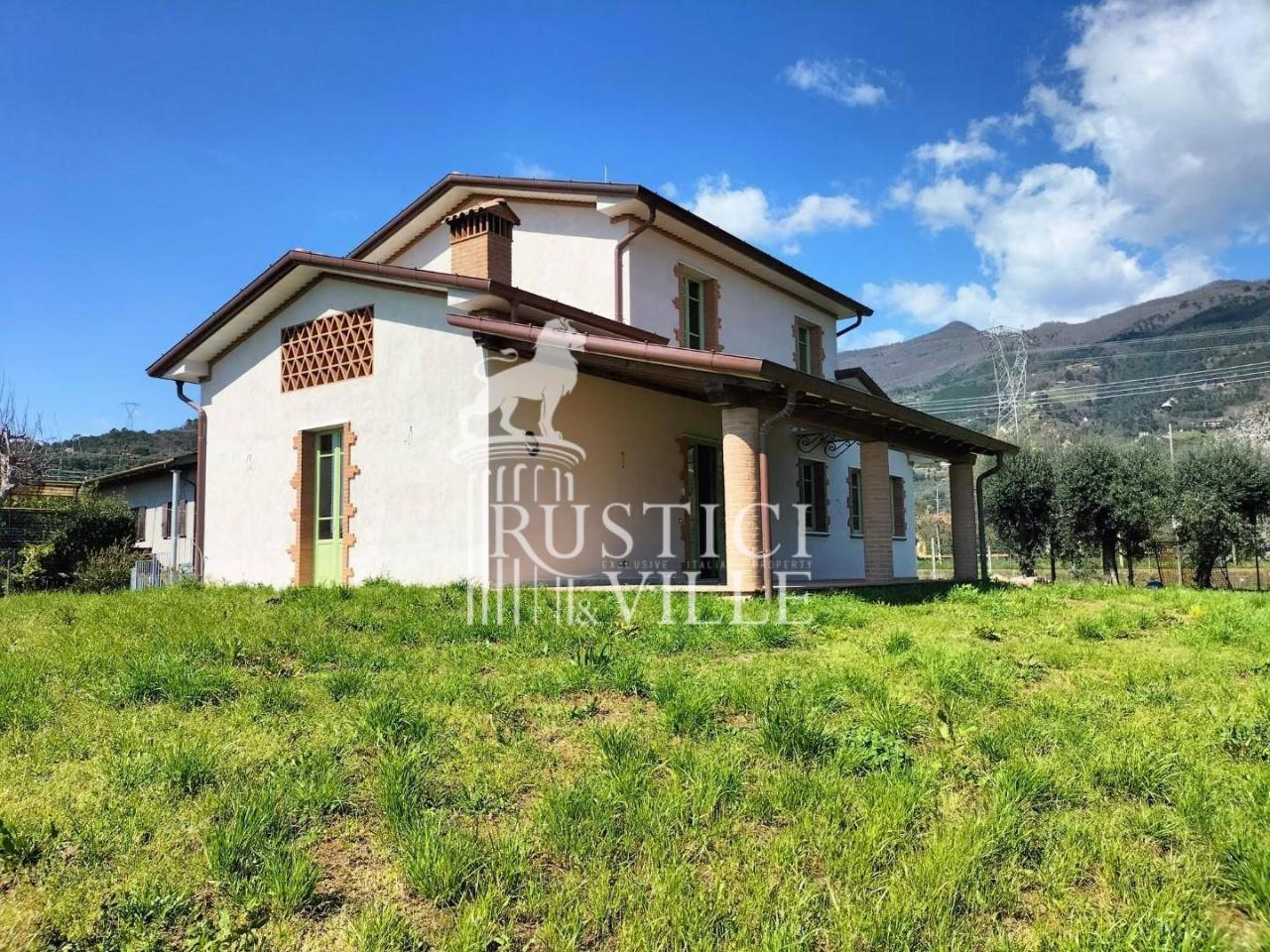 5-Zimmer Villa in Pietrasanta, Italy, Nr. 168877