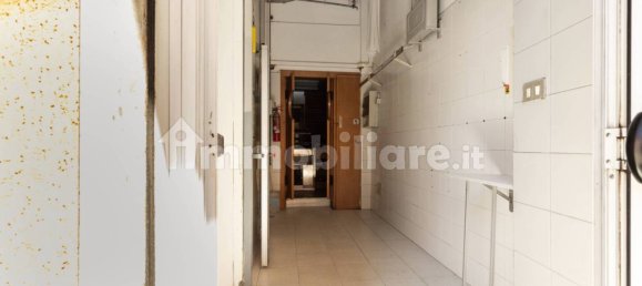 2 rooms Commercial property in Usmate Velate, Italy No. 312193 14