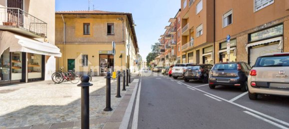 2 rooms Commercial property in Usmate Velate, Italy No. 312193 30