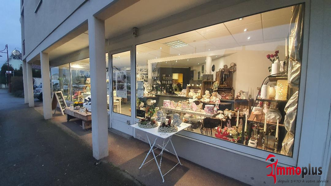 50m² Commercial property in Bartenheim, France No. 78529
