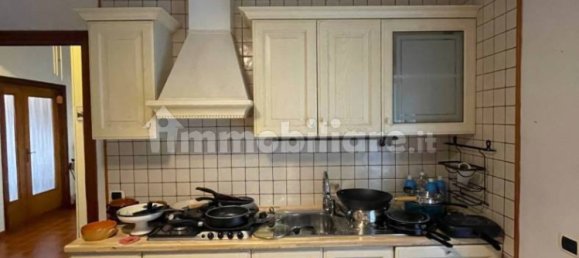 Apartamento de 2 dormitorios en Rieti, Italy No. 331091 14