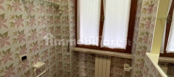 Apartamento de 2 dormitorios en Rieti, Italy No. 331091 16
