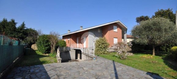 6 bedrooms Villa in San Gillio, Italy No. 119965 2