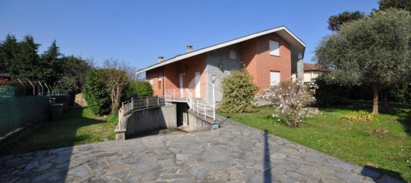 6 bedrooms Villa in San Gillio, Italy No. 119965 10