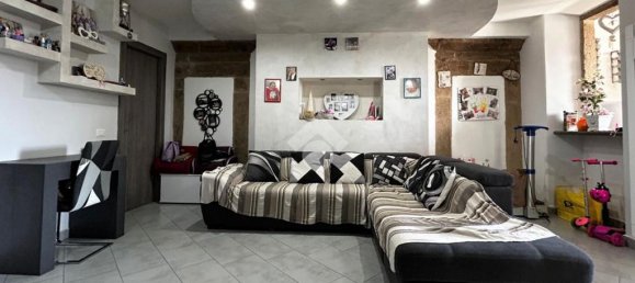 2 Schlafzimmer Wohnung in Ischia di Castro, Italy, Nr. 329408 4