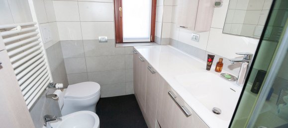 3 rooms Apartment in Senago, Italy No. 339092 14