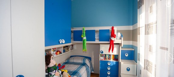 3 rooms Apartment in Senago, Italy No. 339092 16