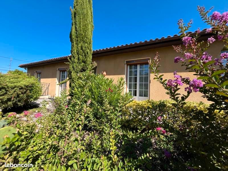 4 bedrooms House in Bergerac, France No. 293798