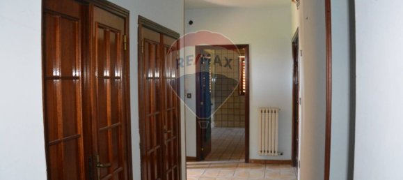 7 rooms Villa in Liberi, Italy No. 275313 5