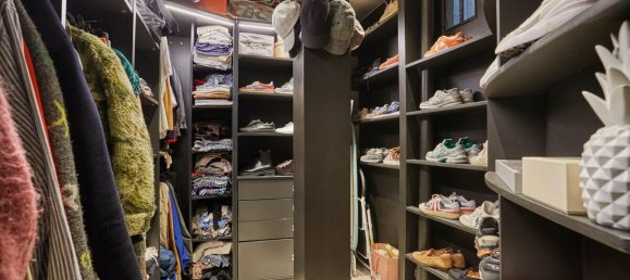 2 bedrooms Apartment in Paris, France No. 188250 10