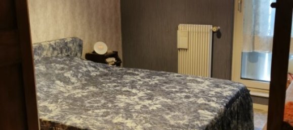 Apartamento de 2 dormitorios en Quetigny, France No. 341530 3