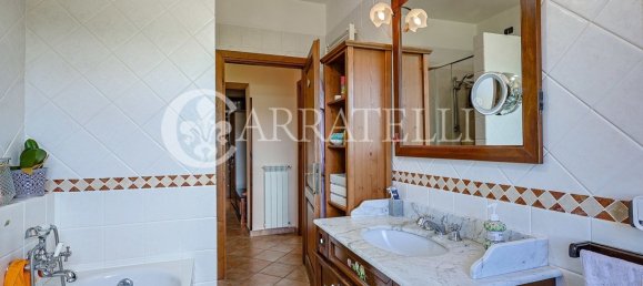 4 bedrooms House in Castel del Piano, Italy No. 283309 27