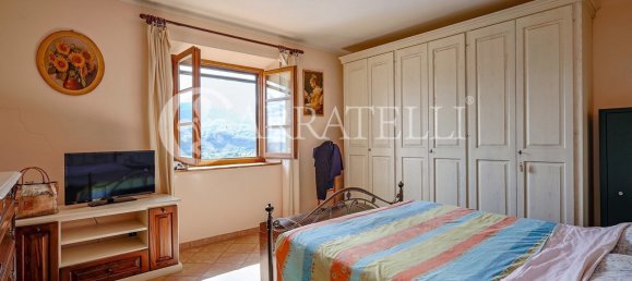 4 bedrooms House in Castel del Piano, Italy No. 283309 26