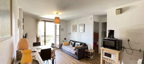 Apartamento de 2 dormitorios en Cabourg, France No. 351249 2