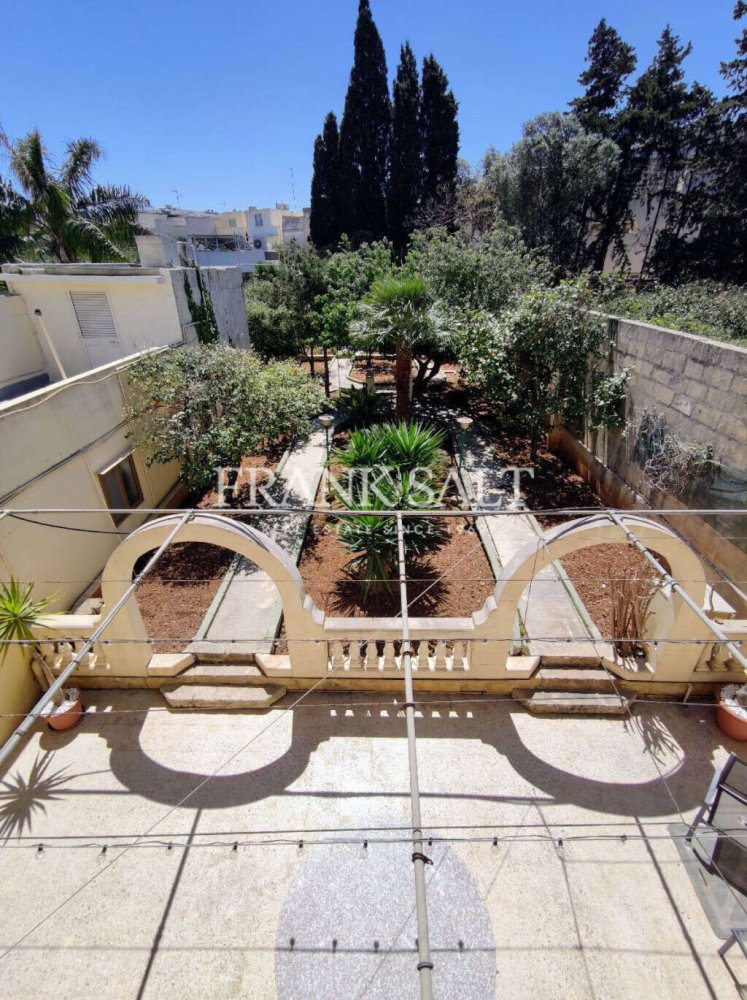 3 غرف نوم فيلا في Mosta, Malta رقم 10209