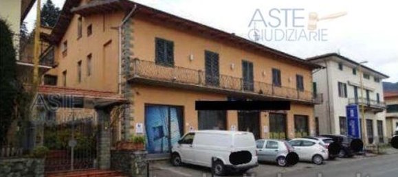 Villa de 7 dormitorios en San Marcello Piteglio, Italy No. 313275 27