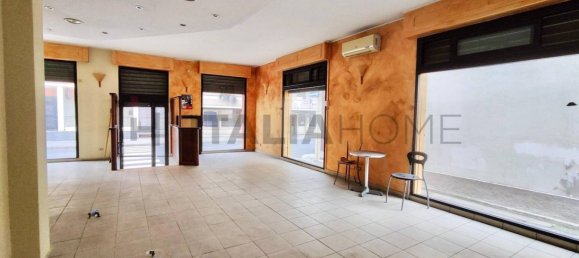 4غرفة عقار تجاري في Assemini, Italy رقم 116268 8