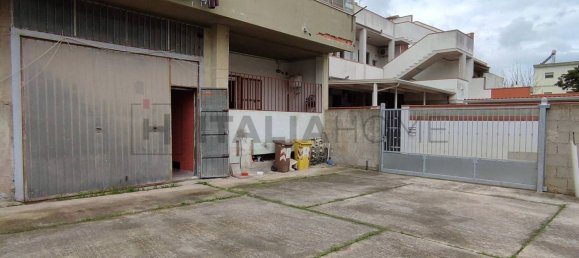 4غرفة عقار تجاري في Assemini, Italy رقم 116268 22