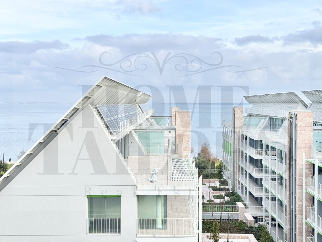 2 bedrooms Apartment in Lisbon, Portugal No. 115237