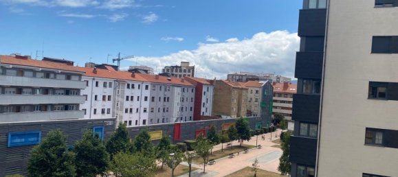 3 bedrooms Apartment in Gijon, Spain No. 177492 4