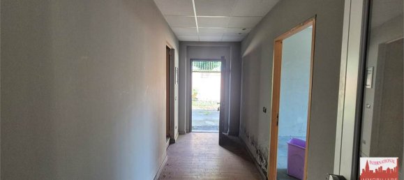 2 bedrooms House in Cardano al Campo, Italy No. 349516 12