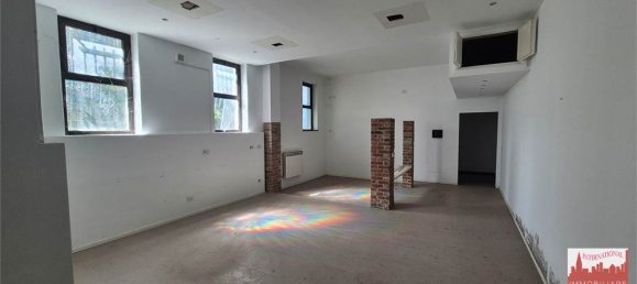 2 bedrooms House in Cardano al Campo, Italy No. 349516 13