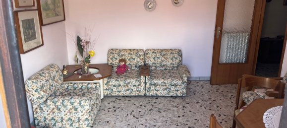 5 rooms Apartment in Avellino, Italy No. 154417 6