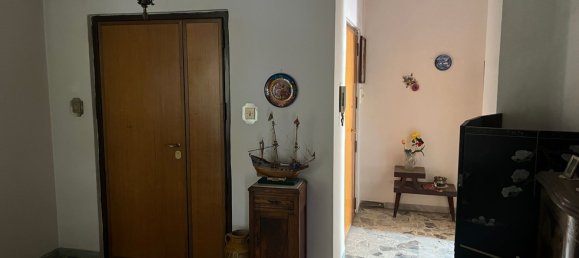 5 rooms Apartment in Avellino, Italy No. 154417 19