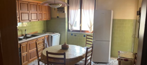 5 rooms Apartment in Avellino, Italy No. 154417 12