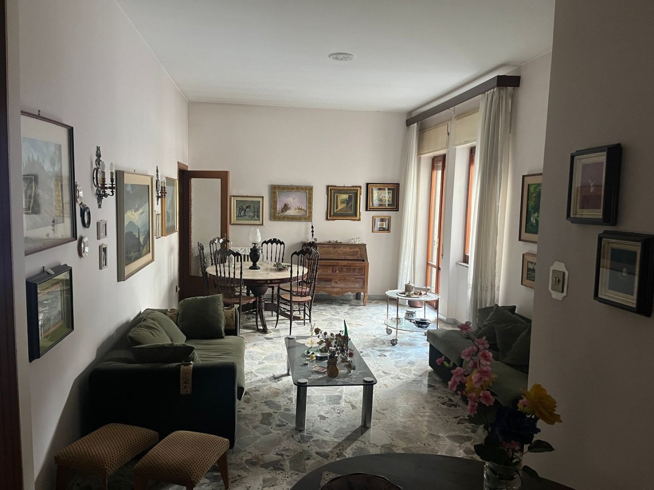 5 rooms Apartment in Avellino, Italy No. 154417