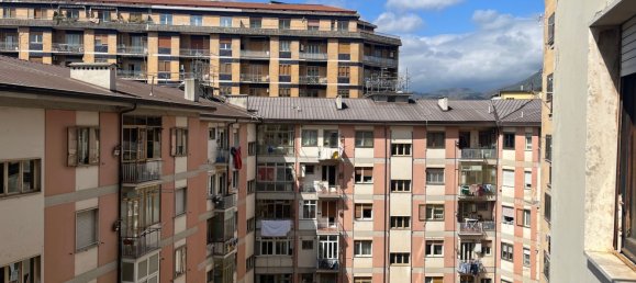 5 rooms Apartment in Avellino, Italy No. 154417 16