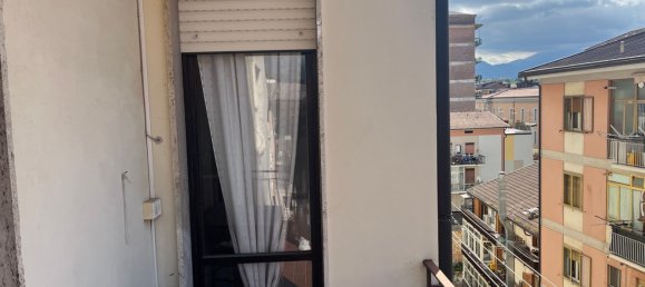 5 rooms Apartment in Avellino, Italy No. 154417 8