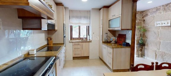 4 bedrooms House in Tomino, Spain No. 190391 14