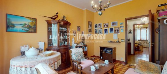 Apartamento de 4 habitaciónes en Bra, Italy No. 122071 18